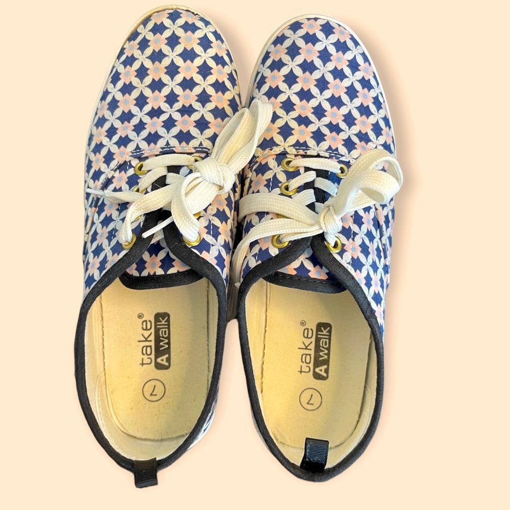 Take a walk size 7 shoes